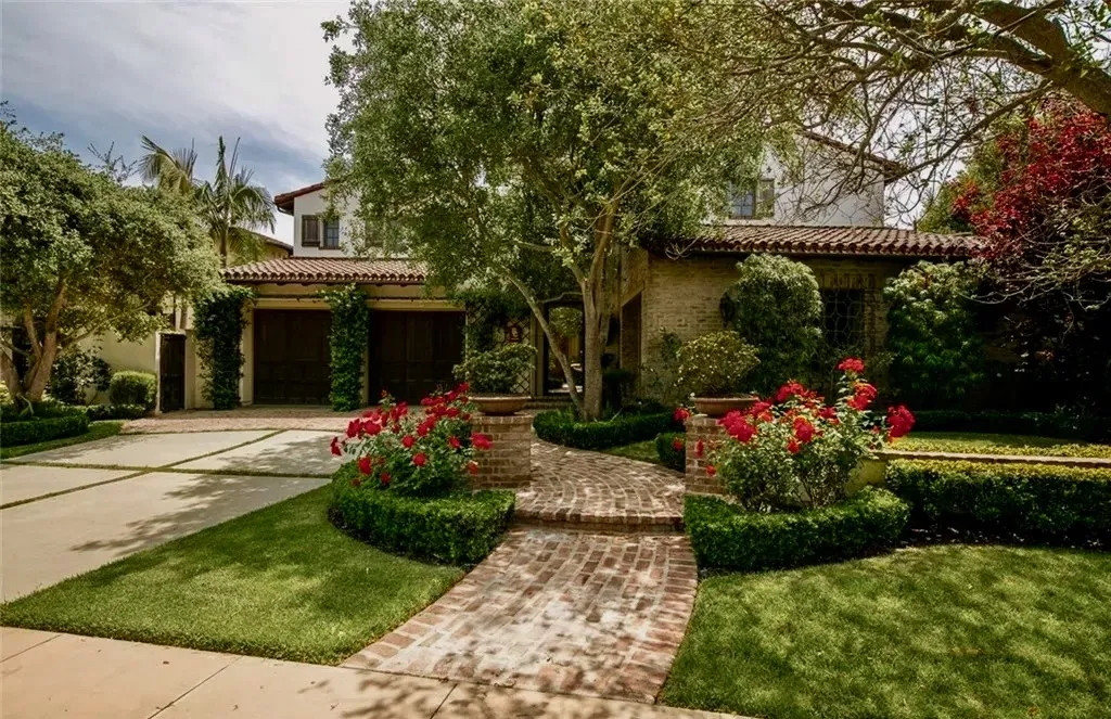 Crystal Cove residence landscape in Newport Coast