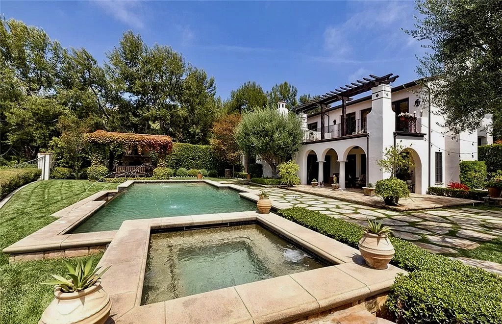 Crystal Cove Garden native species and ocean vista