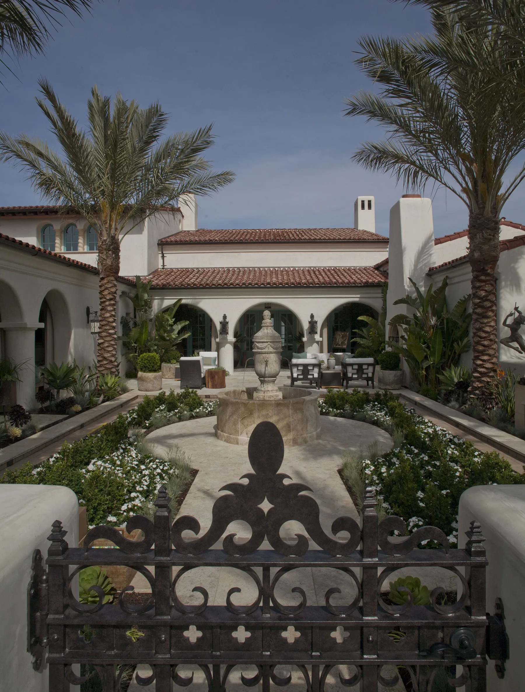 Spanish Courtyard Villa landscape